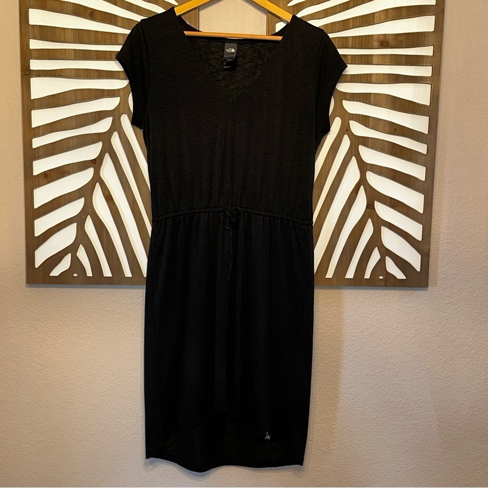 The North Face‎ casual Black dress size medium hi -low hemline